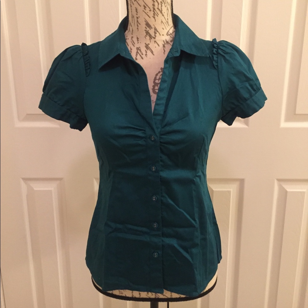 Br Short Sleeve Button Down Shirt Bundle, Size Ps - image 2